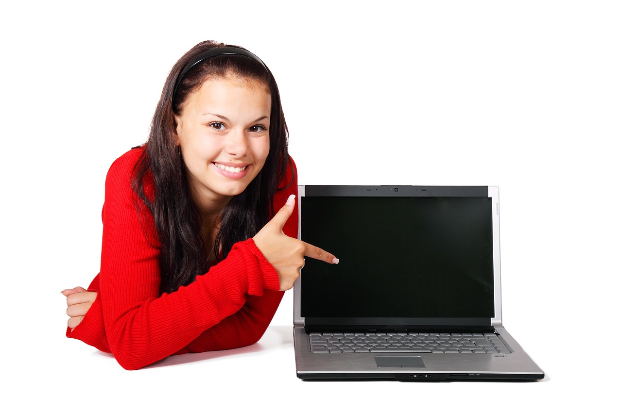 adult-15700_1280 Gaming Laptop